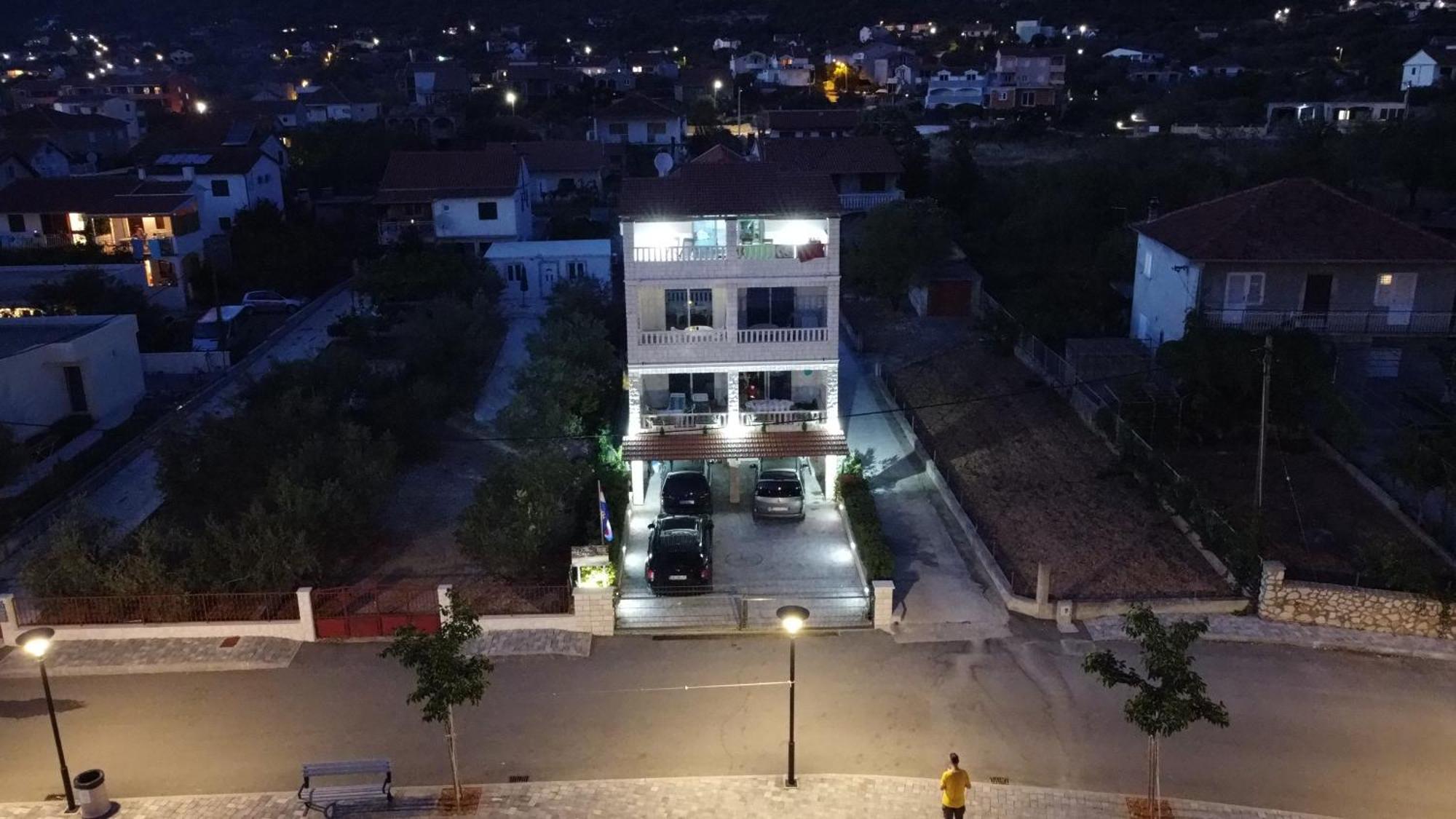 Vinišće Villa Luce מראה חיצוני תמונה