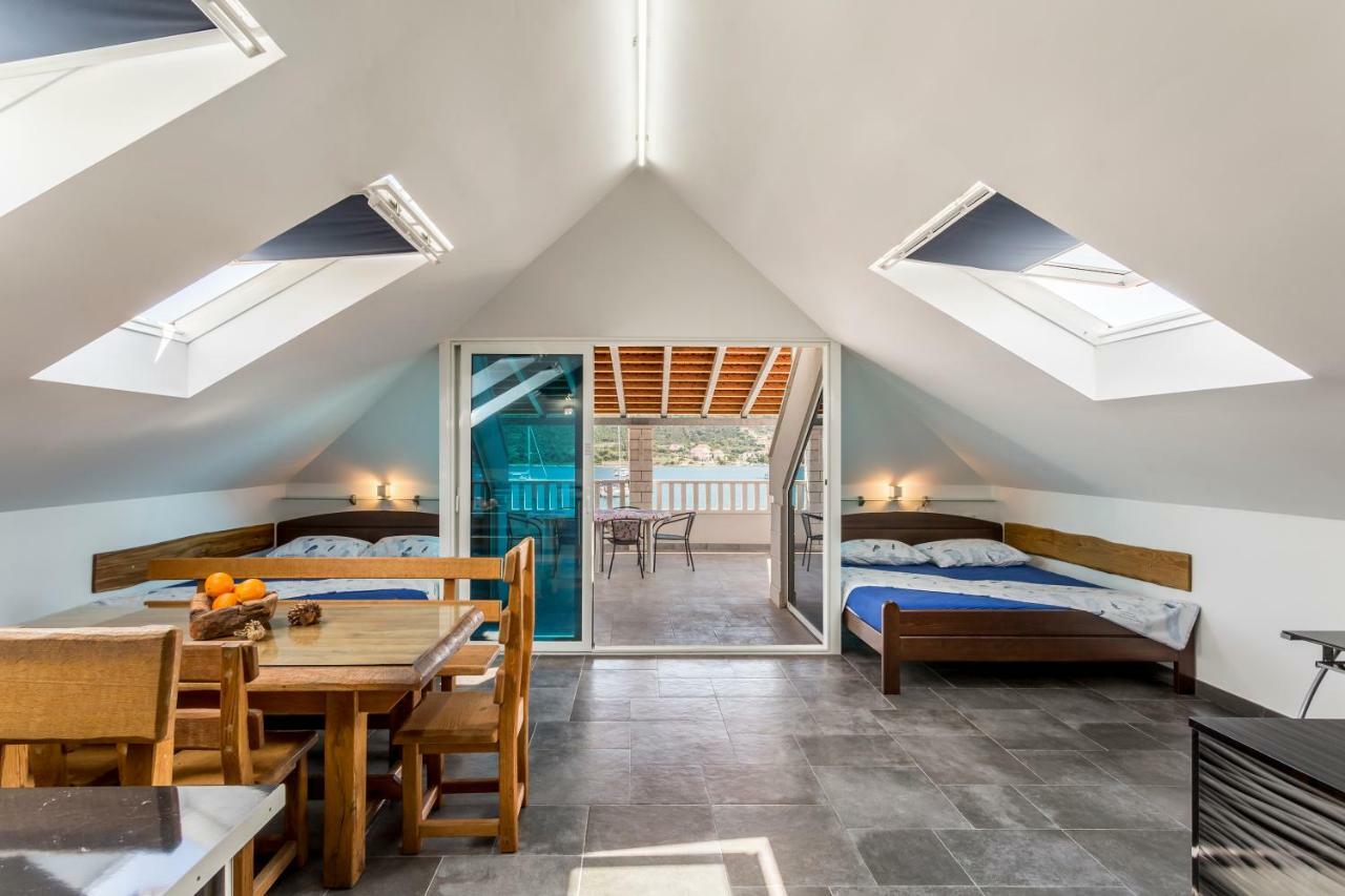 Vinišće Villa Luce מראה חיצוני תמונה